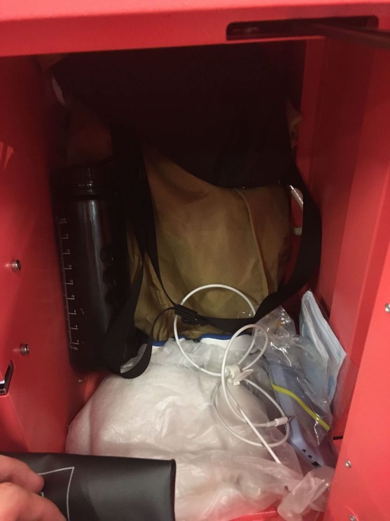 標準型儲物櫃空間很小