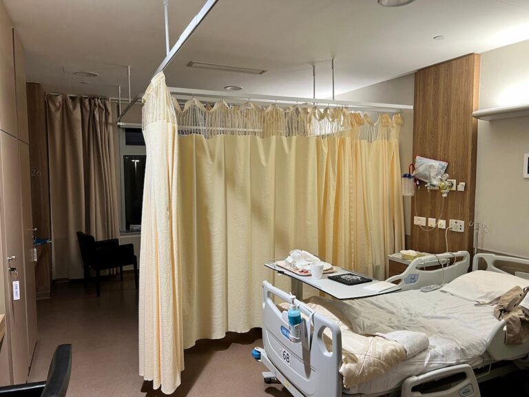 港怡醫院標準病房環境