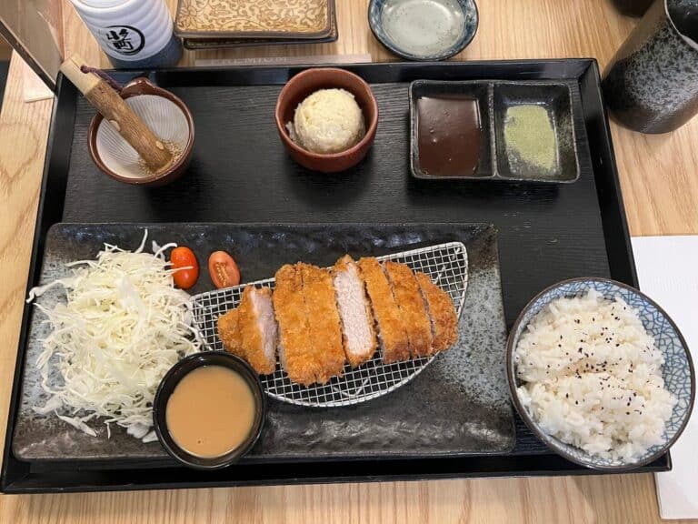 Hana Don 的 Sangenton Tonkatsu Set 吉列豬排定食